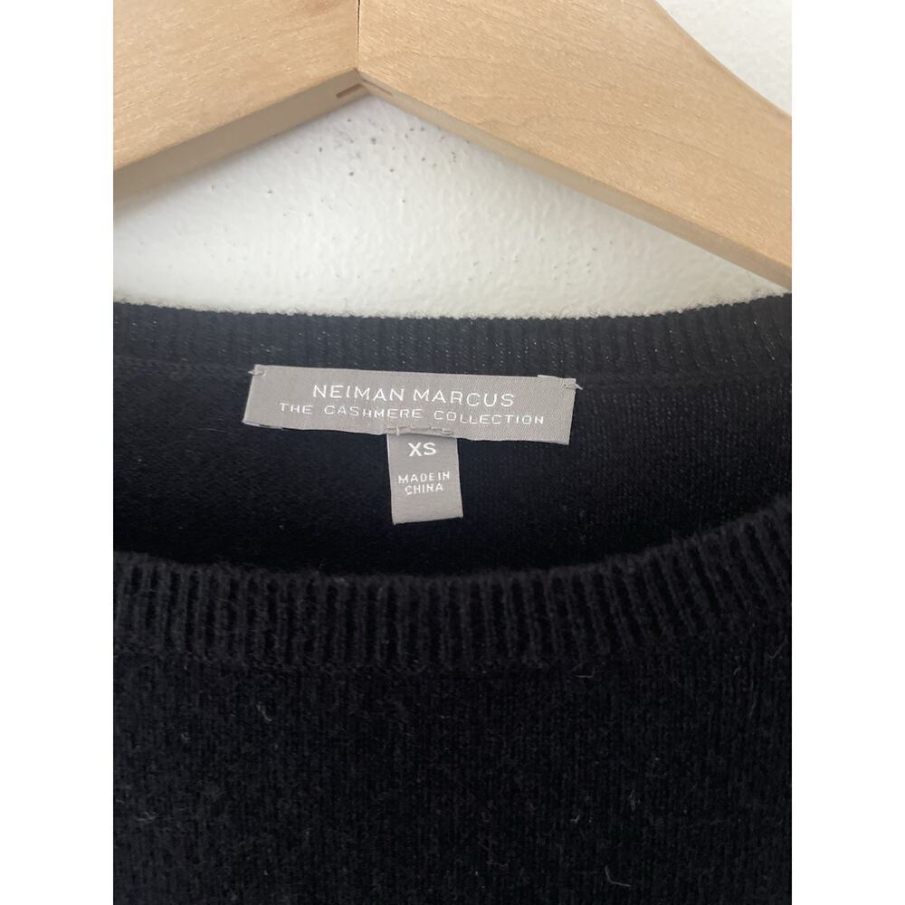 Neiman Marcus 100% Cashmere Bell Sleeve Sweater Size XS Black Knit Pullover - Picture 3 of 4